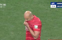 乐鱼体育竞技-关于山东泰山成为本场最大亮点，中超瞬间破防，失误的信息