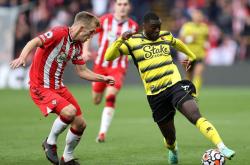 乐鱼体育平台-纽卡斯尔联队在比赛中逆转战胜对手