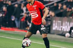 乐鱼体育注册-包含雷恩赢球气氛浓烈，球迷情绪激动的词条