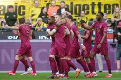 乐鱼体育亚洲官网-奥格斯堡客场战平弗赖堡，保持不败