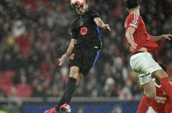 乐鱼体育娱乐-梅西传射破门，带领巴萨击败对手