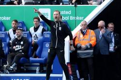 乐鱼体育视频-伯明翰城客场失利，面临保级危机