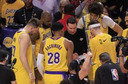 乐鱼体育下载-火箭战胜湖人，晋级西部半决赛