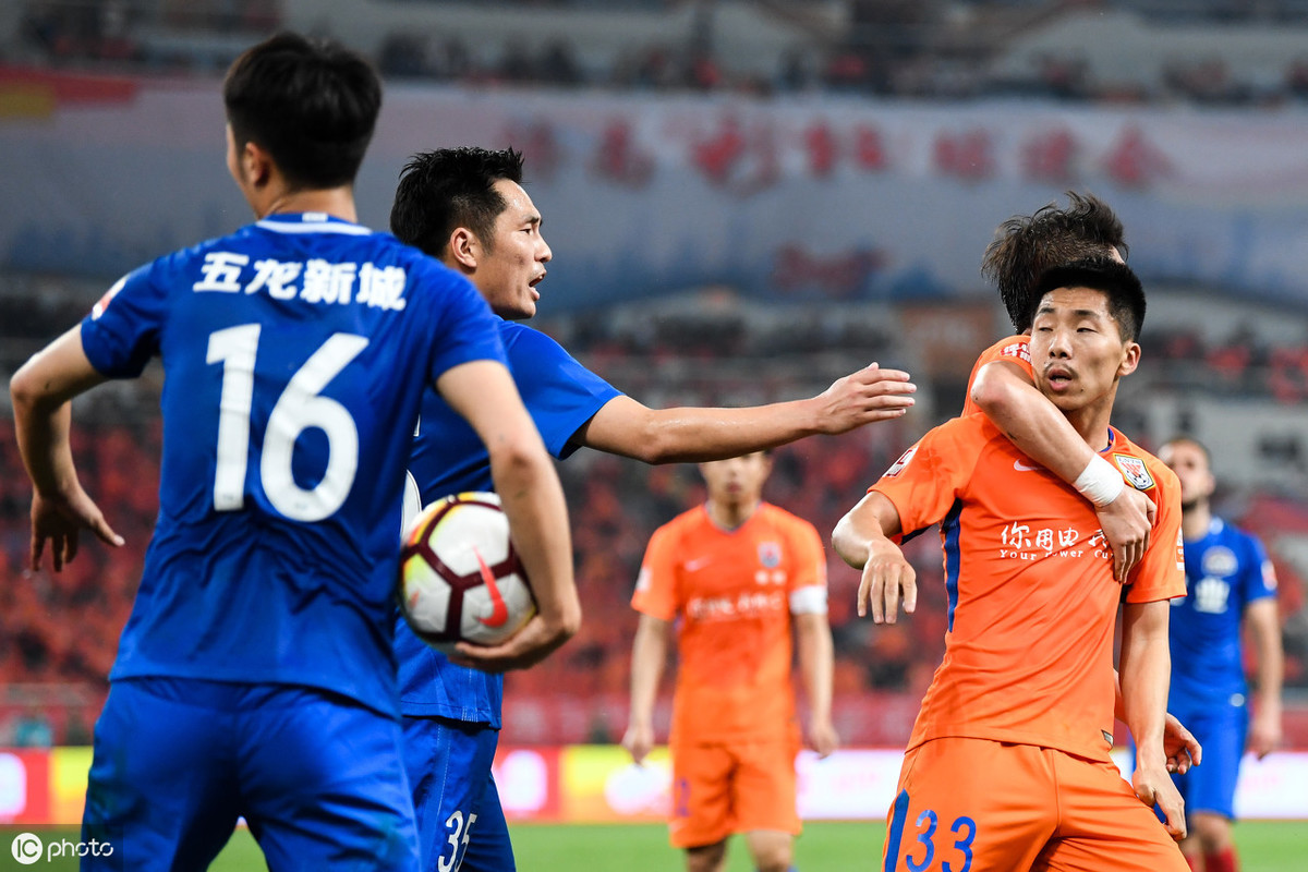 包含山东鲁能深圳人和对抗纪实，鲁能继续领先的词条