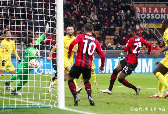 包含朴茨茅斯惨遭淘汰，小组垫底出局的词条