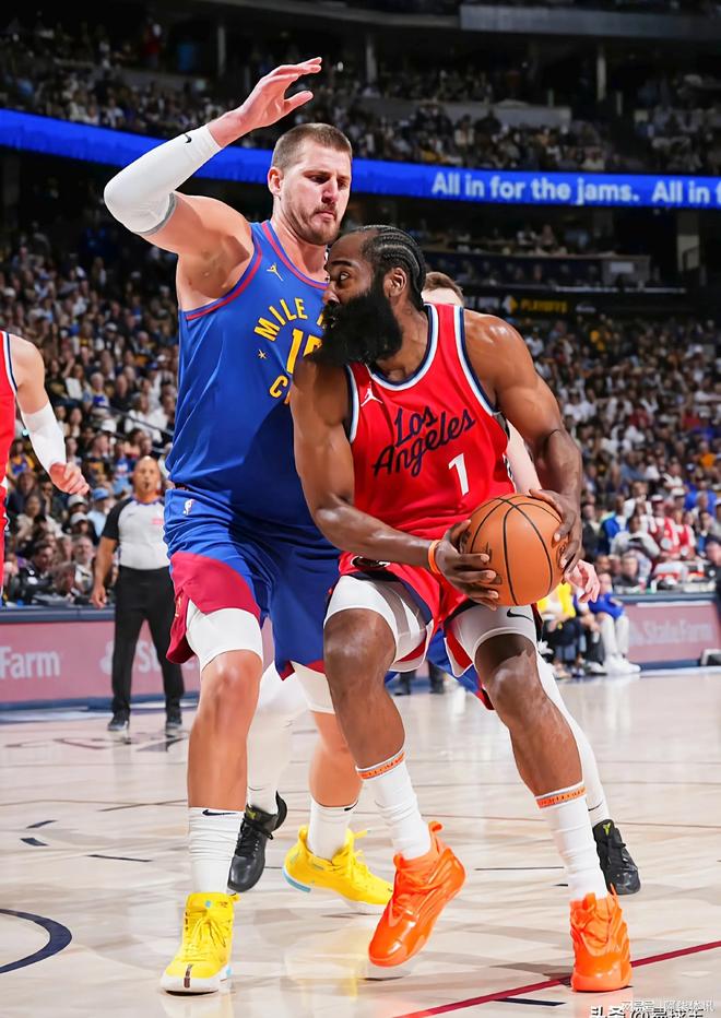 火箭战胜湖人，晋级西部半决赛