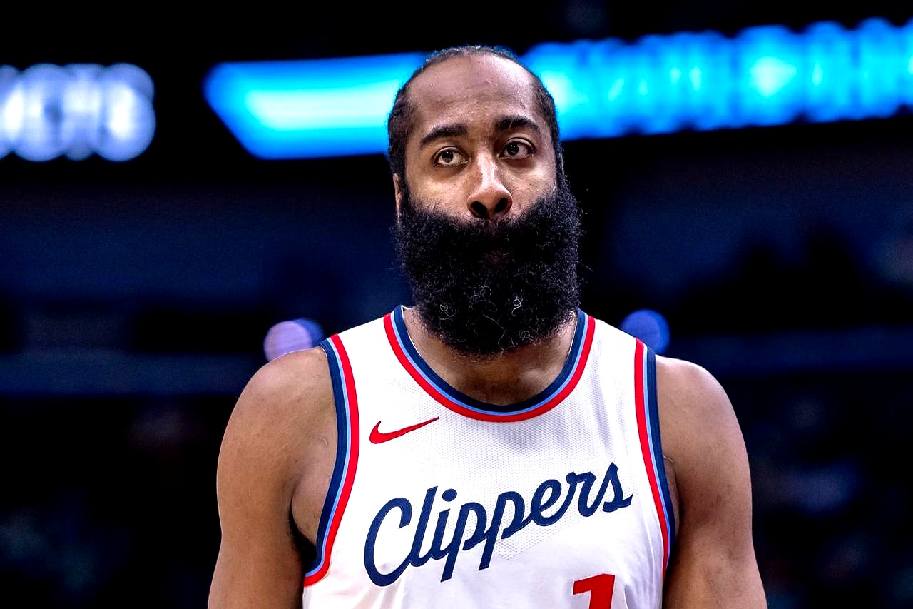 包含快船拿下重要胜利，稳固东部联盟前三位置的词条