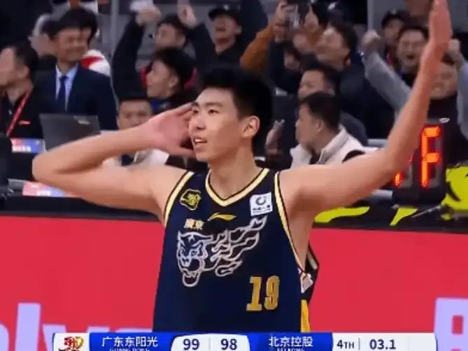 包含篮球赛场热血搏杀,焦点对决势均力敌的词条 包含篮球赛场热血搏杀,焦点对决势均力敌的词条