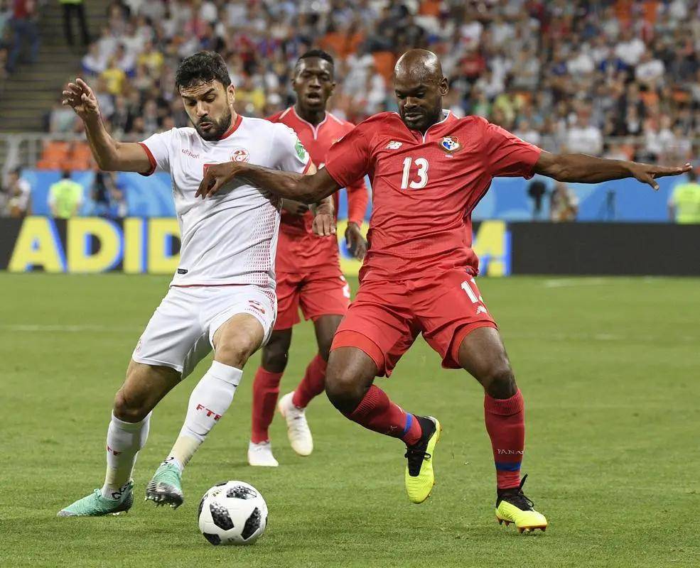 鹿岛鹿角球队晋级国际赛四强