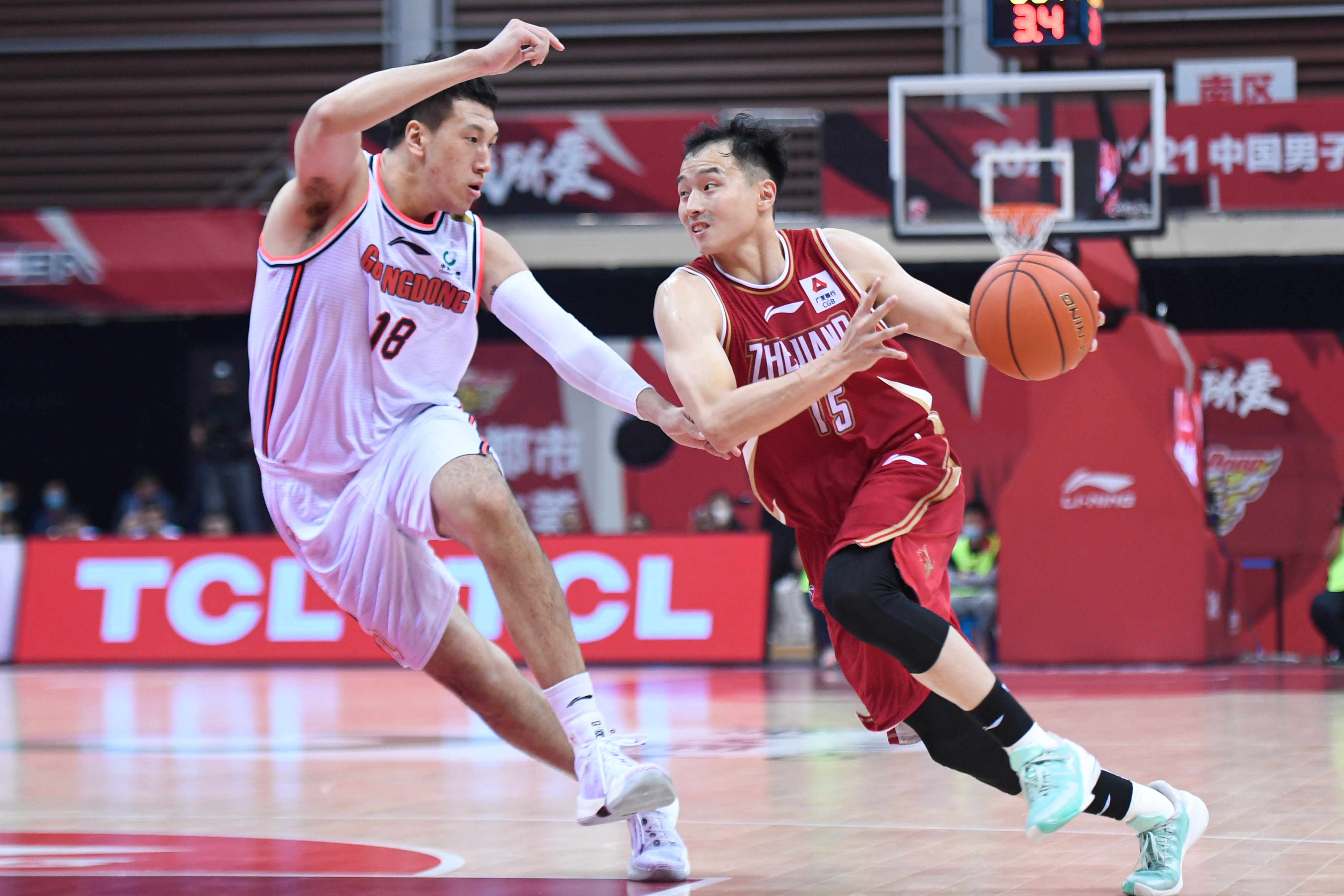 浙江男篮主场胜出,争夺季后赛资格的简单介绍 浙江男篮主场胜出,争夺季后赛资格的简单介绍