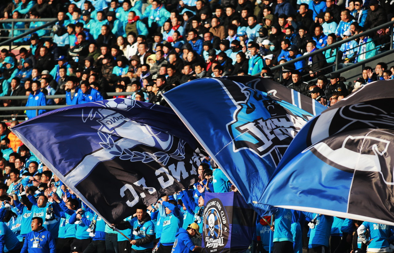 大连一方再度逆转胜利，拿下三分