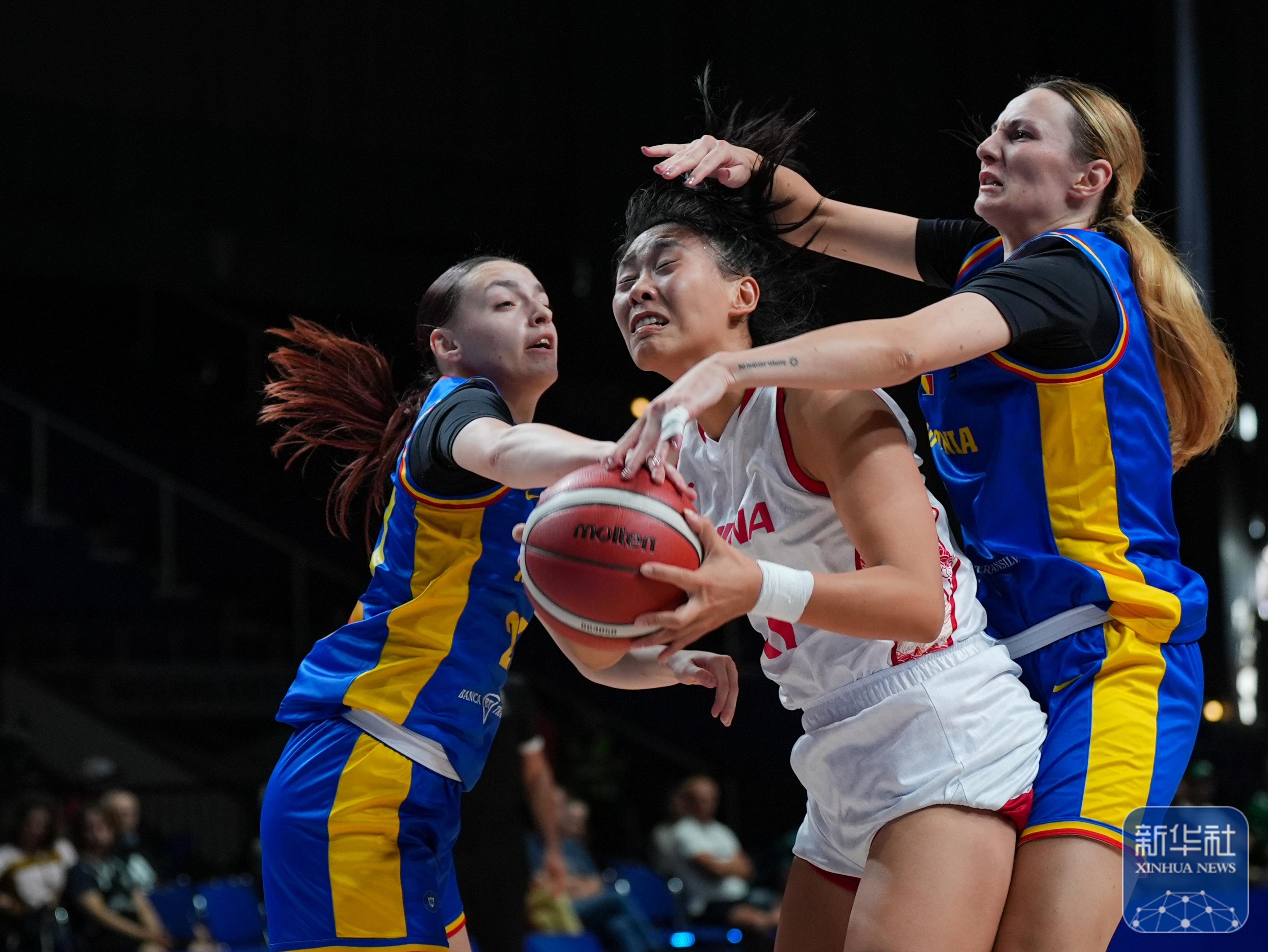 罗马尼亚队连胜两场,晋级次轮 罗马尼亚队连胜两场,晋级次轮