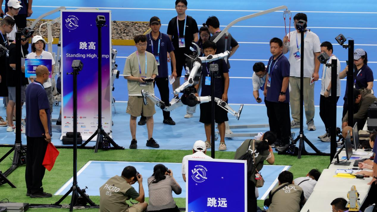 跳高项目中选手挑战极限获胜的简单介绍 跳高项目中选手挑战极限获胜的简单介绍