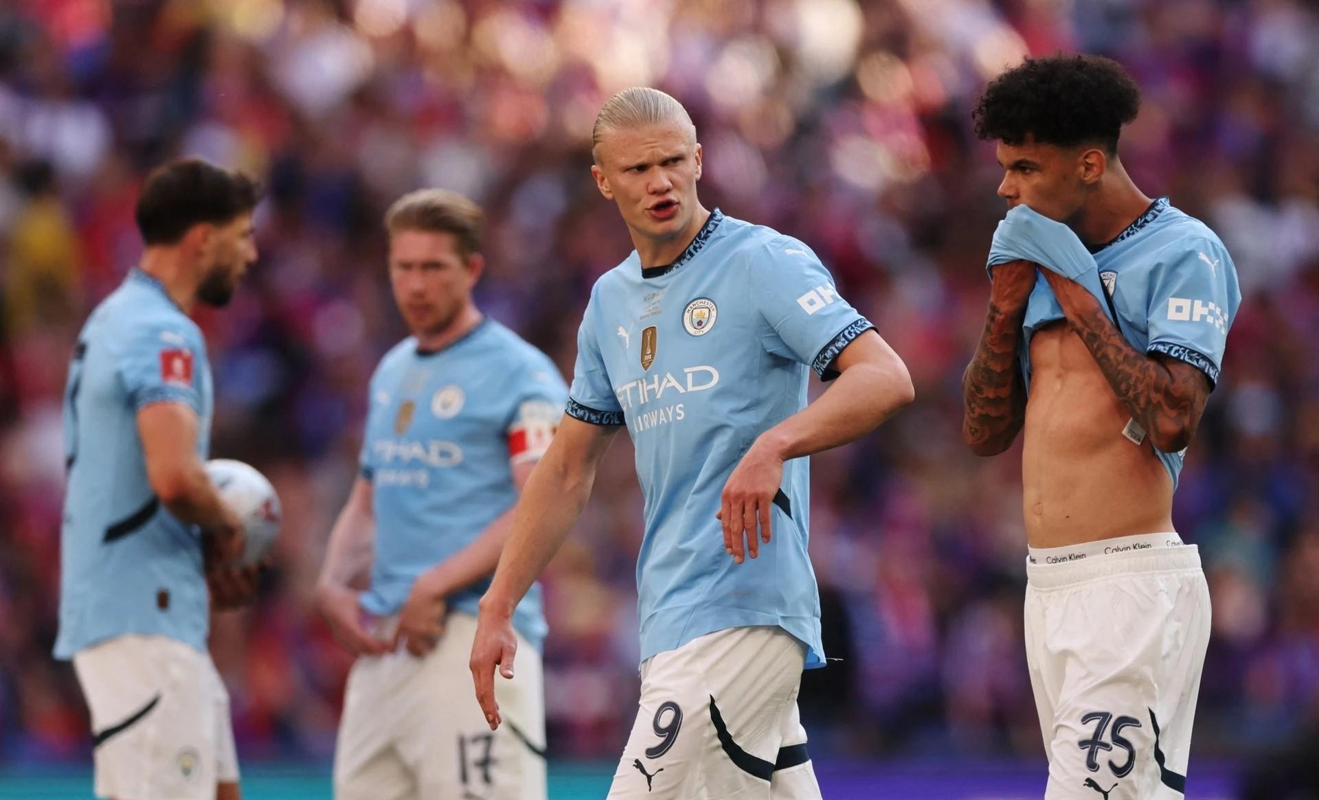 曼城中场受伤，冠军争夺变数加大