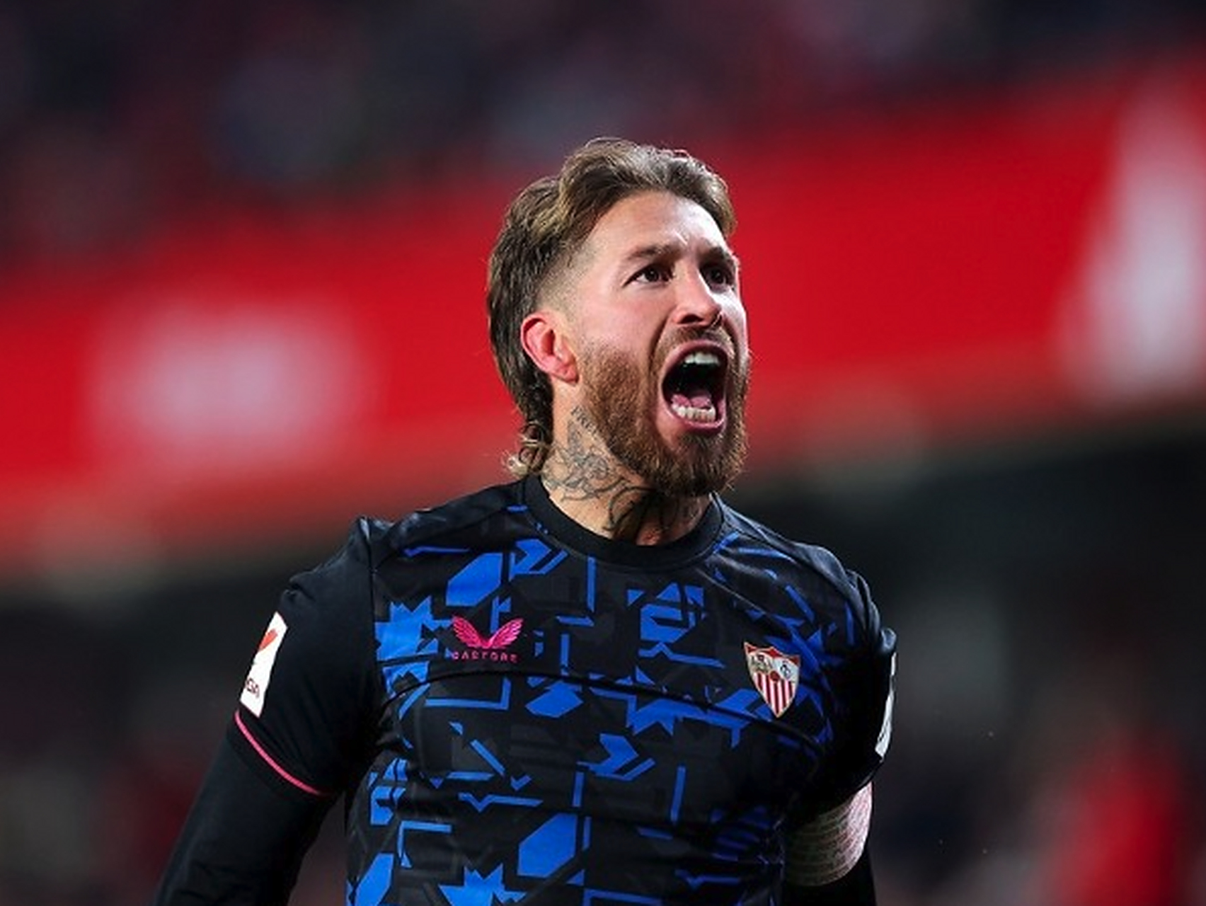 塞维利亚豪取联赛六连胜,稳定西甲前四位置 塞维利亚豪取联赛六连胜,稳定西甲前四位置