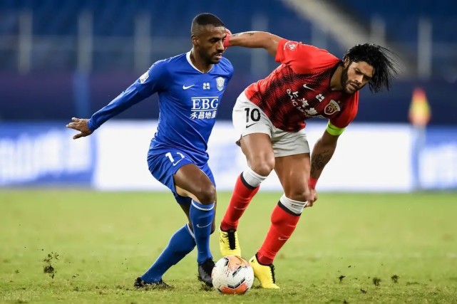 马拉加面对升班马,备战战术调整密集进行 马拉加面对升班马,备战战术调整密集进行