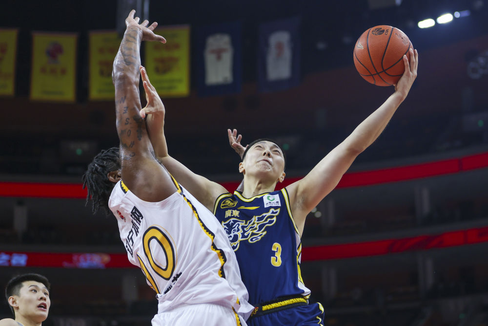 篮球赛场领头羊将参加重要国际赛