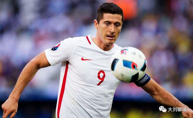 波兰客场逼平冰岛,小组出线前景依然明朗的简单介绍 波兰客场逼平冰岛,小组出线前景依然明朗的简单介绍