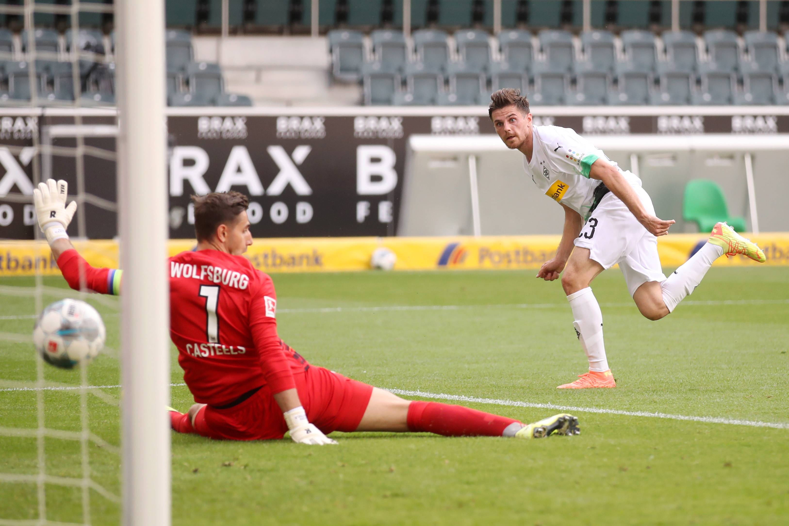 沃尔夫斯堡在德甲联赛中迎来胜利 沃尔夫斯堡在德甲联赛中迎来胜利